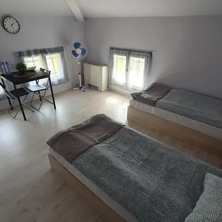 стаи за гости Sun House